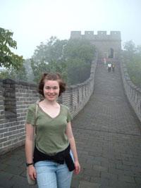 安娜斯塔西娅·托马斯08年中国(北京)——站在中国的长城上. 2006年秋季